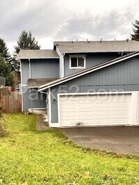 Building Photo - 112 126th St E