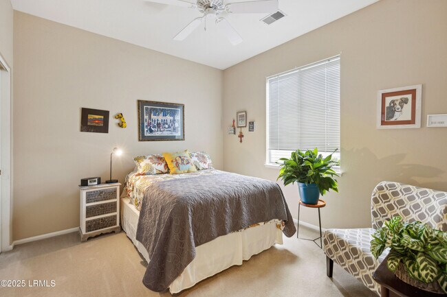 Building Photo - 244 Argent Pl