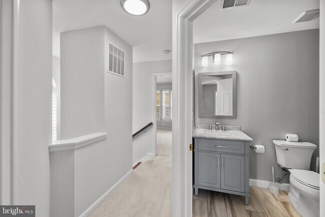 Building Photo - 5120 Grimm Dr