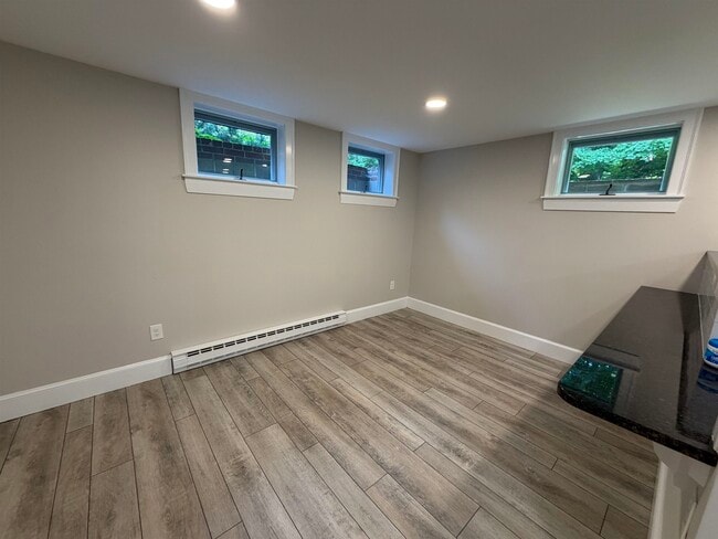 Building Photo - 52 Moulton Ridge Rd
