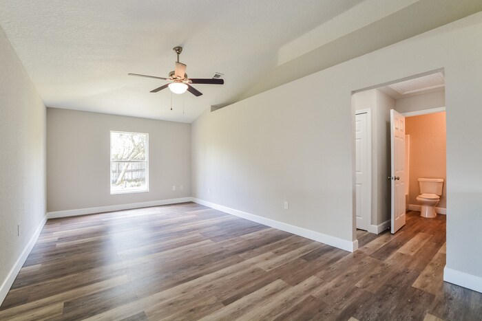 Building Photo - 2897 Grayton St