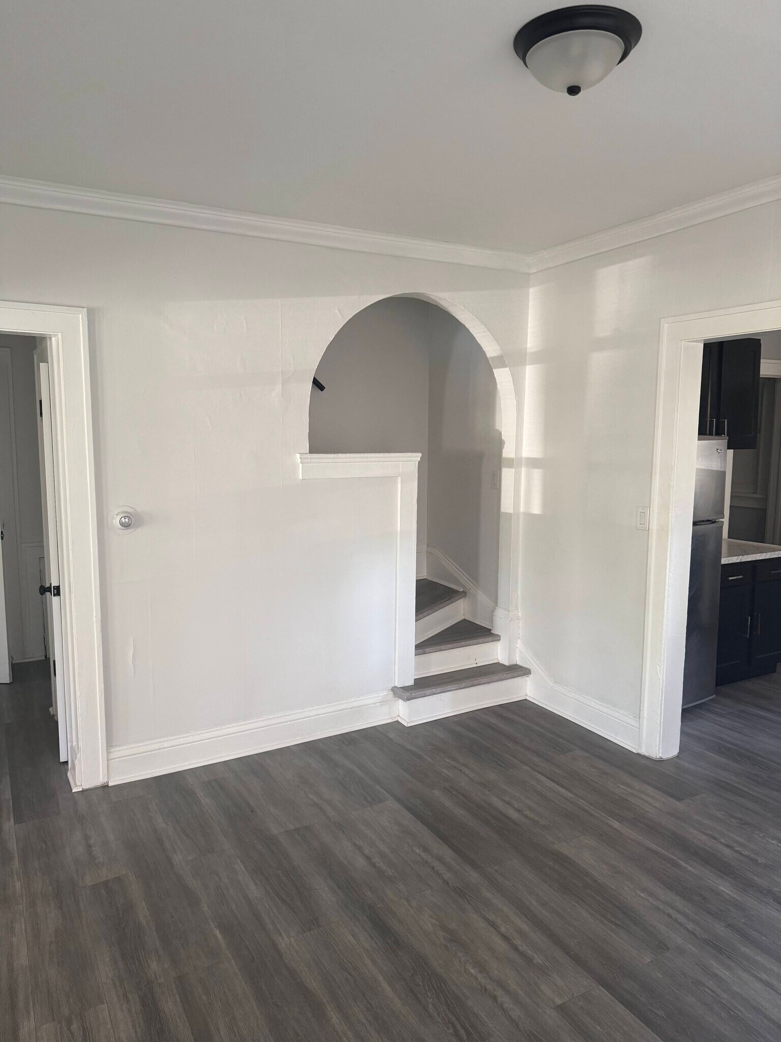 Building Photo - 3006 South Dakota Ave NE