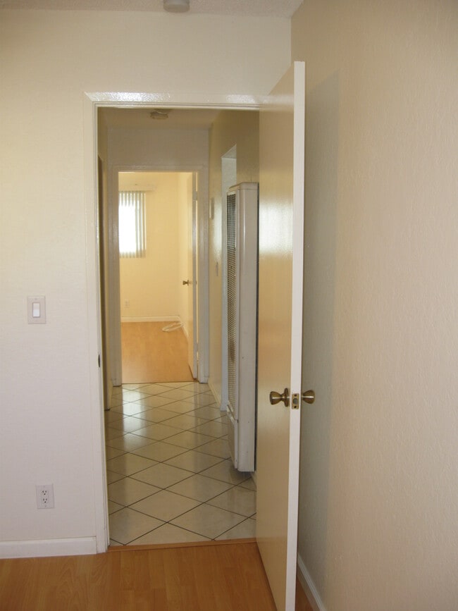 Hallway - 11243 Western Ave