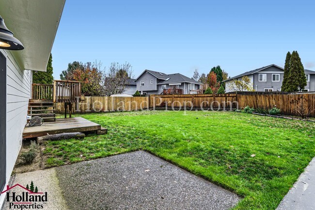 Building Photo - Wonderful 3 Bedroom Hillsboro Home!