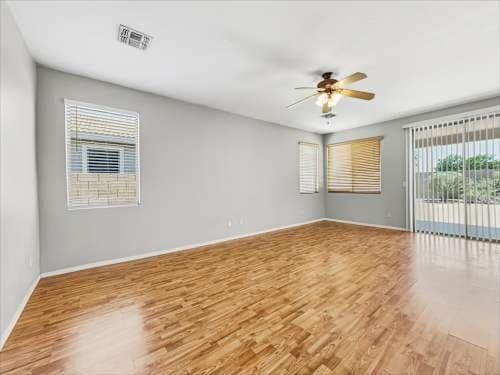 Building Photo - 3213 S 103rd Dr