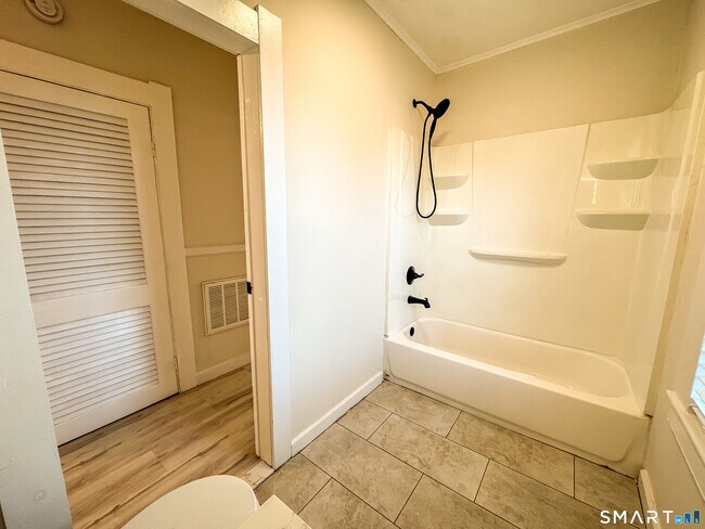 Building Photo - 74 Stewart St