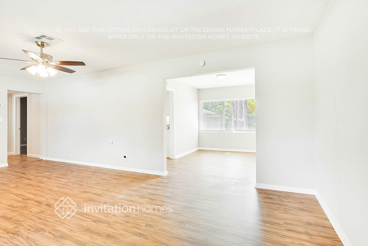 Building Photo - 1115 N Powers Dr