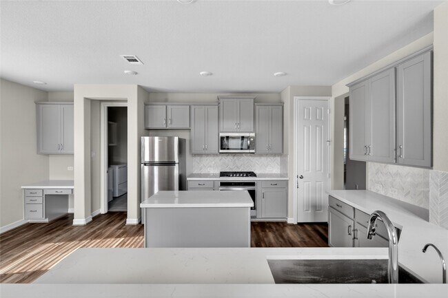 Building Photo - 2638 Settler Hl Dr
