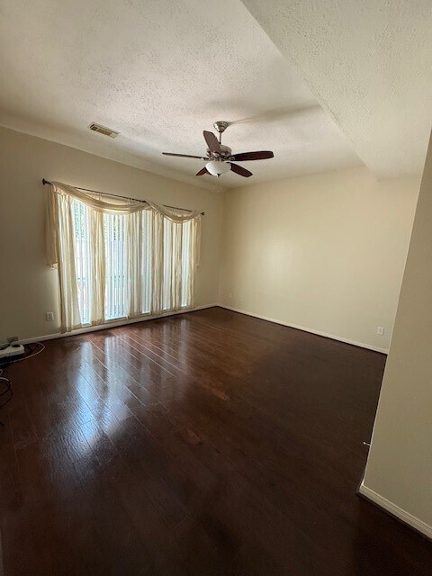 Building Photo - 17914 Scrub Oak Dr