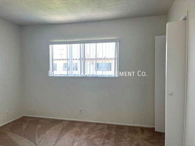 Building Photo - 5940 Atlantic Ave