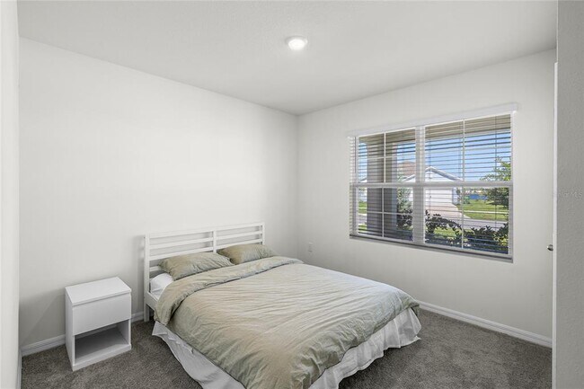 Building Photo - 1340 Daisy Feild Dr