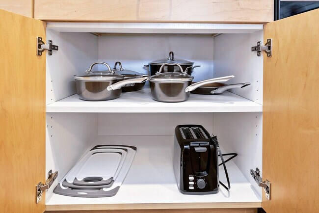 Building Photo - 1724 S Stevens St