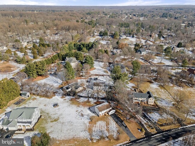 Building Photo - 10622 Runaway Ln