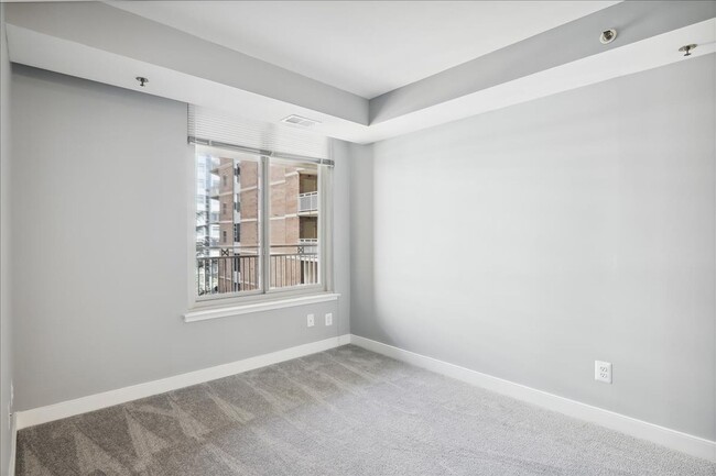 Building Photo - Luxury Building - 6th Floor - 1/1 with a b...