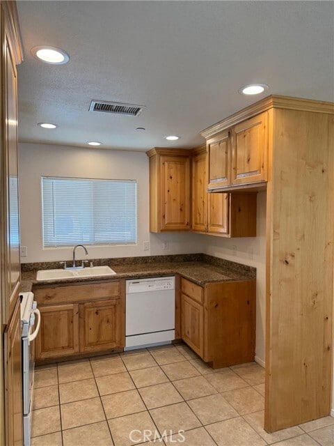 Building Photo - 55215 Airlane Dr