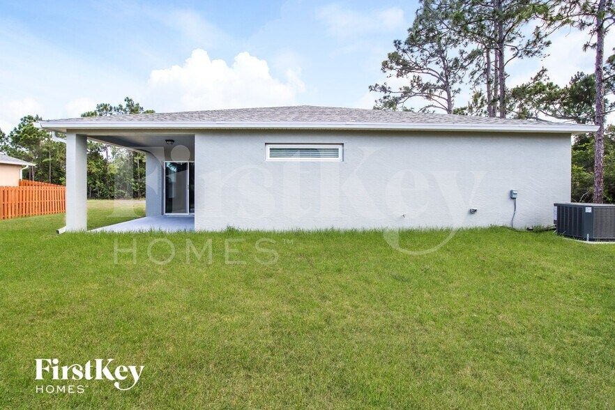 Building Photo - 811 Andrew St SE