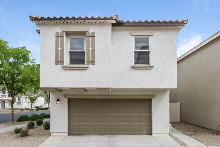 Building Photo - 4091 E Jasper Dr