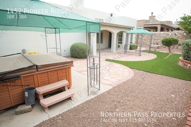 Building Photo - Gorgeous 3BDR Westside Home!