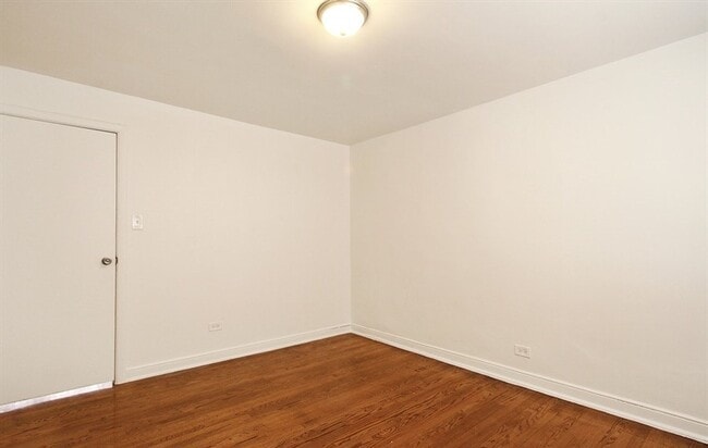 Building Photo - 11143 S Dr Martin Luther King Jr Dr Chicago, IL 60628