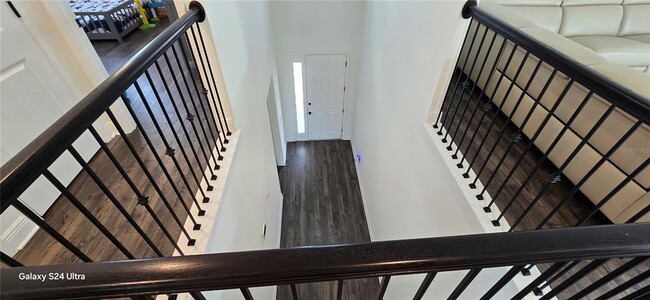 Building Photo - 18410 Blue Heron Cir