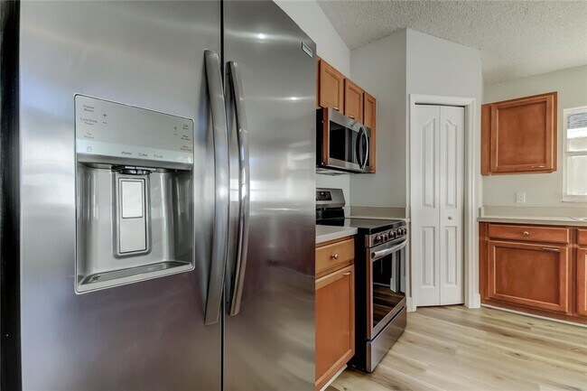 Building Photo - 13431 White Elk Loop