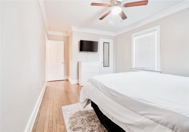 Building Photo - 1074 Jefferson Ave