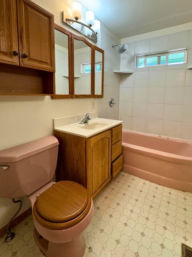 Building Photo - (HAR) South Eugene 4 bedroom/2 bath Home