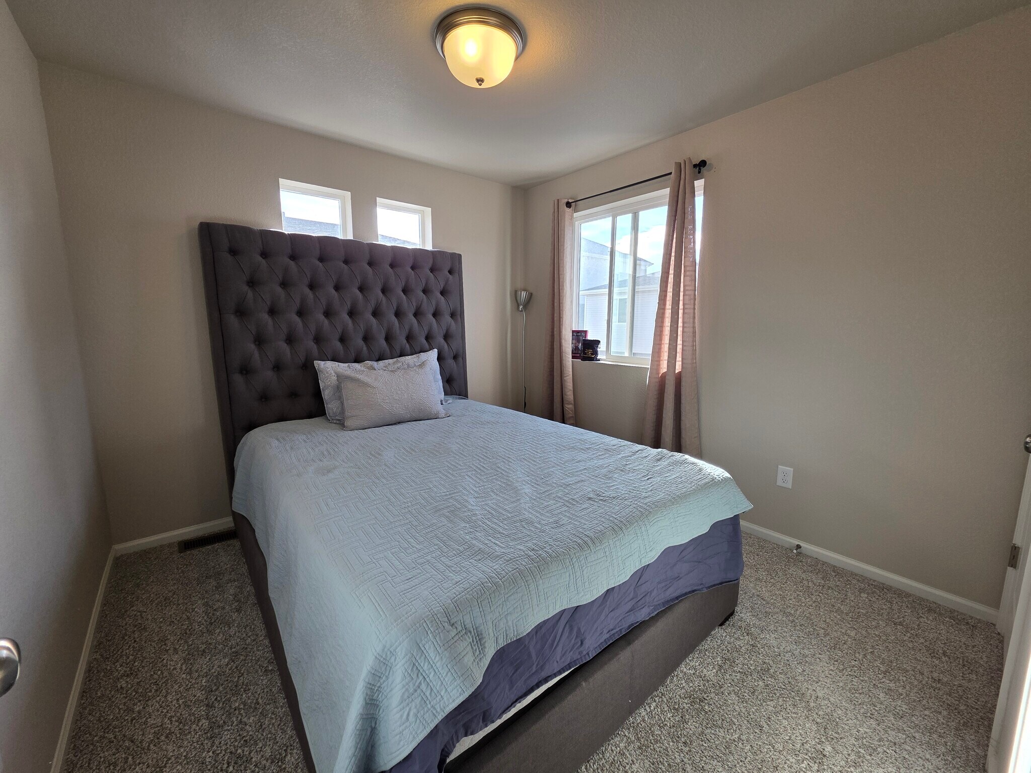 Building Photo - 6075 Notch Top Way