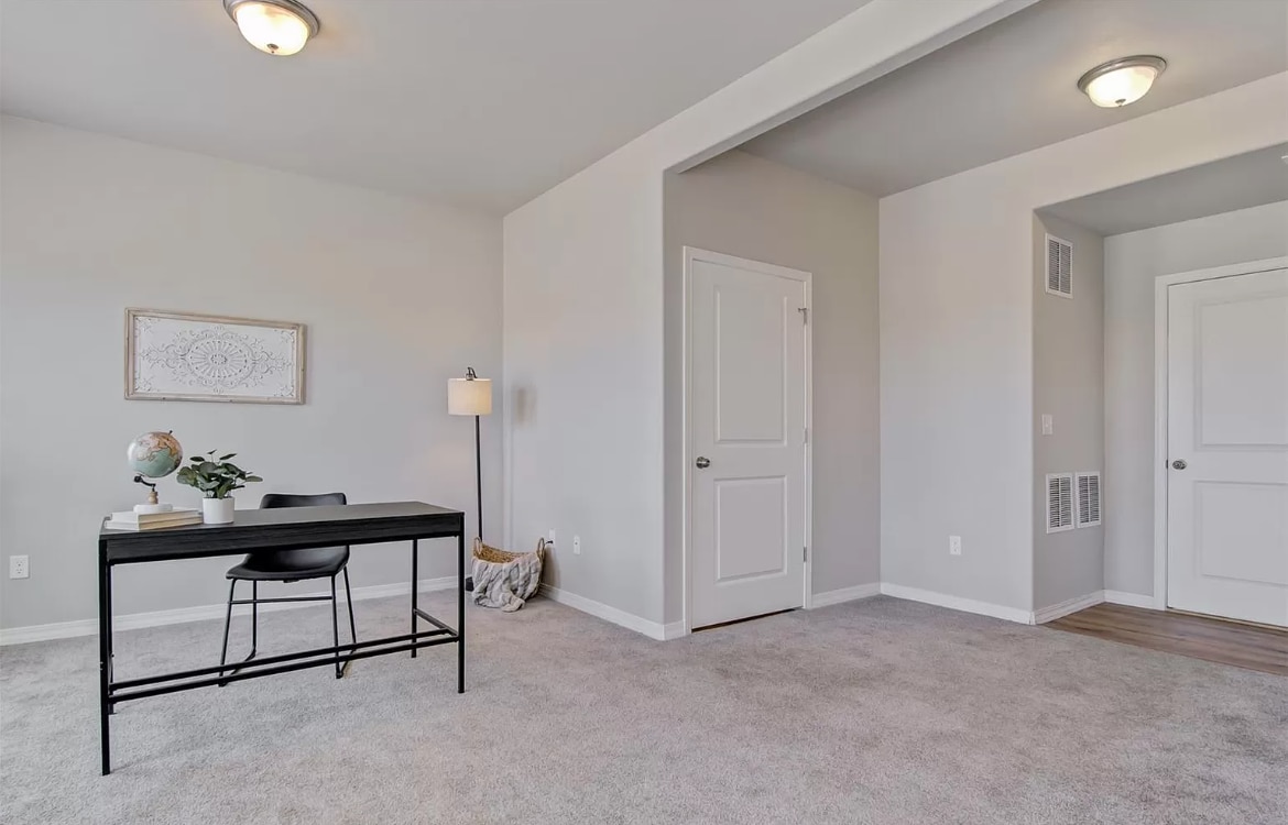 Building Photo - 7468 Johnsontown Hts