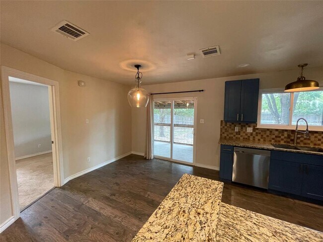 Building Photo - 8408 Dixon Dr