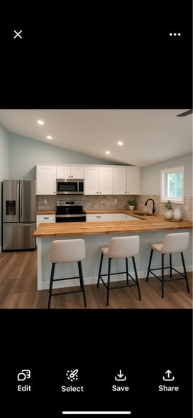 Building Photo - 1911 Capital St