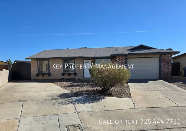 Building Photo - 3 BEDROOM 2 BATH SINGLE STORY HENDERSON HO...