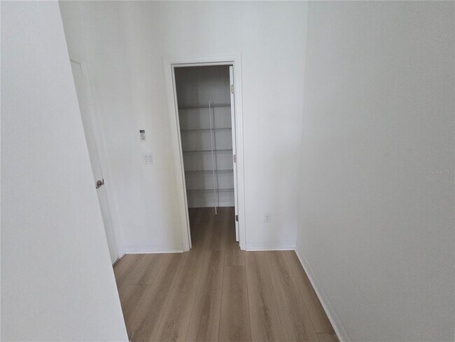 Building Photo - 11839 Cross Vine Dr