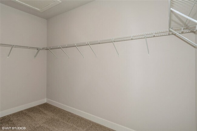 Building Photo - 403 Cranford Wy