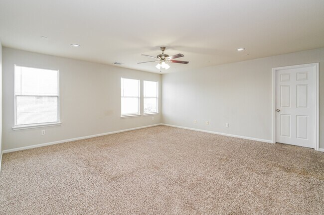 Building Photo - 21422 Blooming Rock Ln