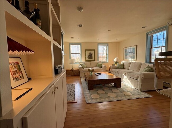 Building Photo - 22 Stockholm St