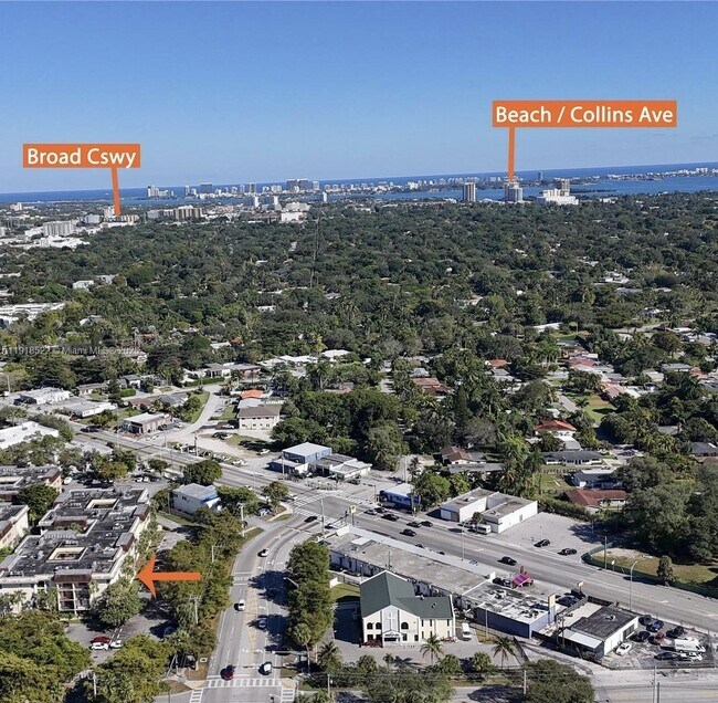 Building Photo - 12035 NE 2nd Ave