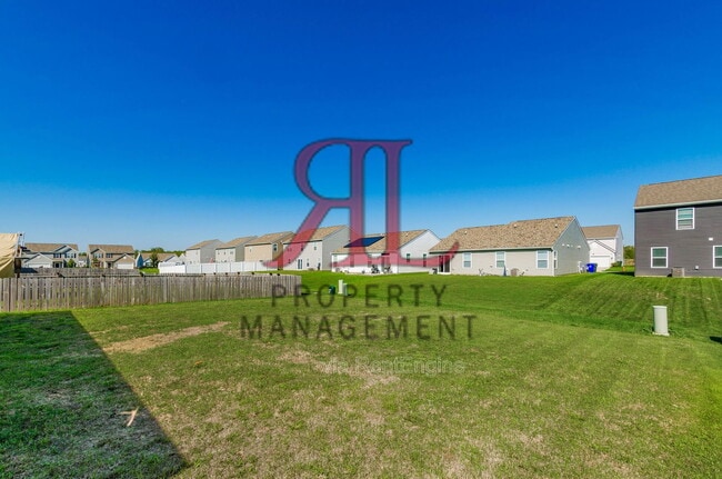 Building Photo - 5622 Branchville Dr