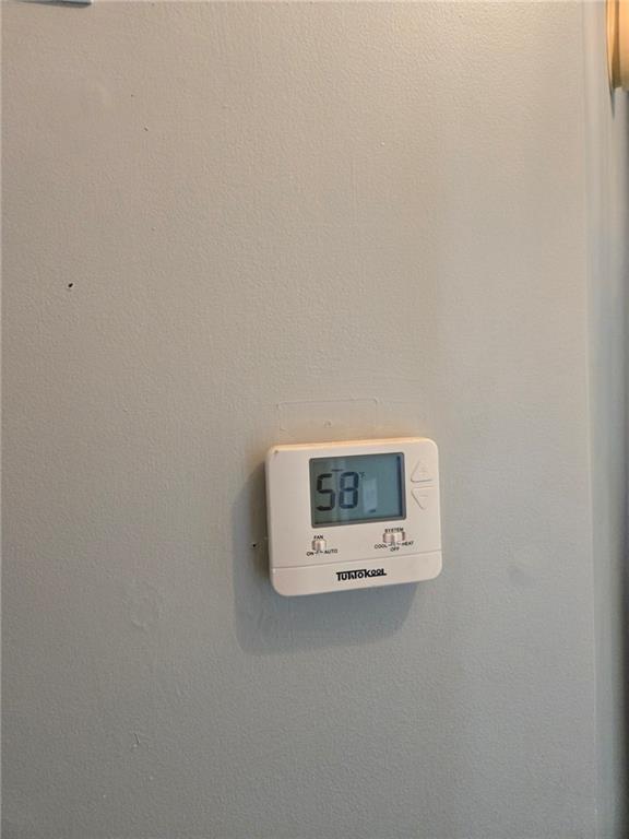 Building Photo - 3243 Oak Vista Way SW