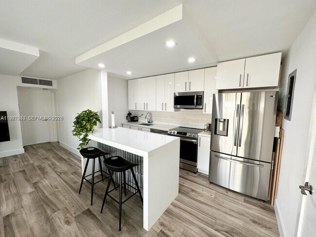 Building Photo - 4544 NW 79th Ave