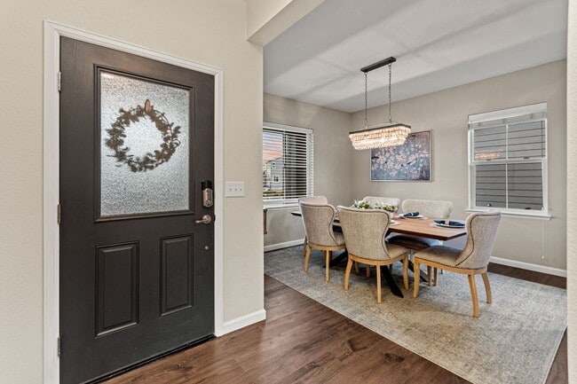 Building Photo - Modern Living. Unforgettable Views 5 bedroom / 5 bathrooms in the desirable Candelas community