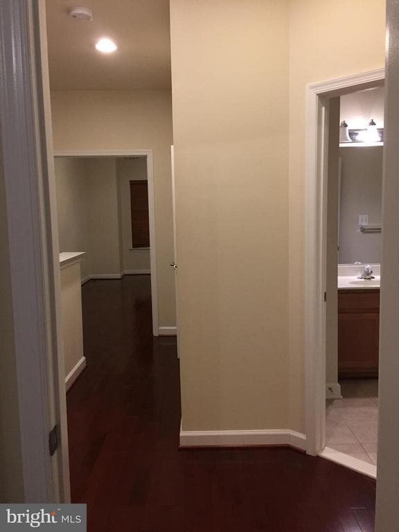 Building Photo - 2202 Leesborough Dr