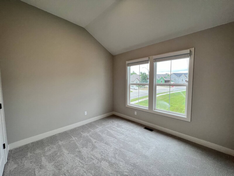 Building Photo - 1401 SW Heartwood Terrace