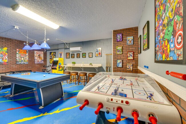 Building Photo - 407 Samuel St