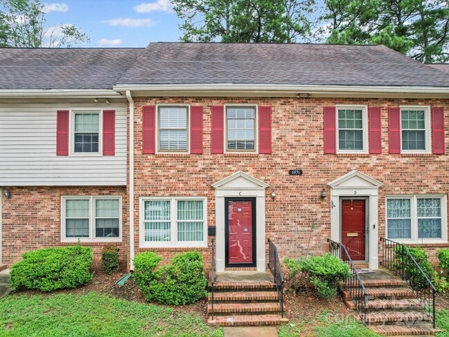 Building Photo - 6436 Old Pineville Rd