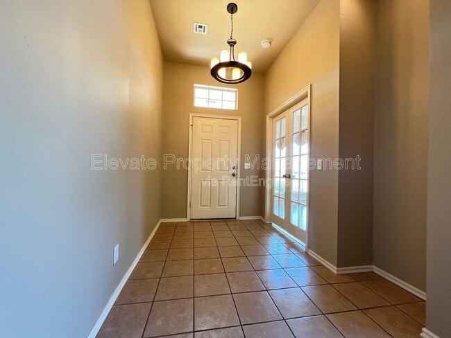 Building Photo - 1709 Del Simmons Dr