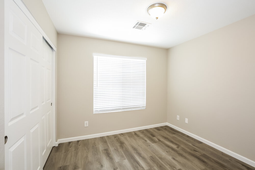Building Photo - 5325 N Chino Heights St