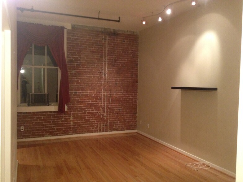 Living Room - 1010 Race St
