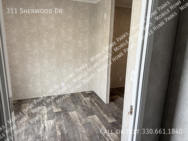 Building Photo - 311 Sherwood Dr