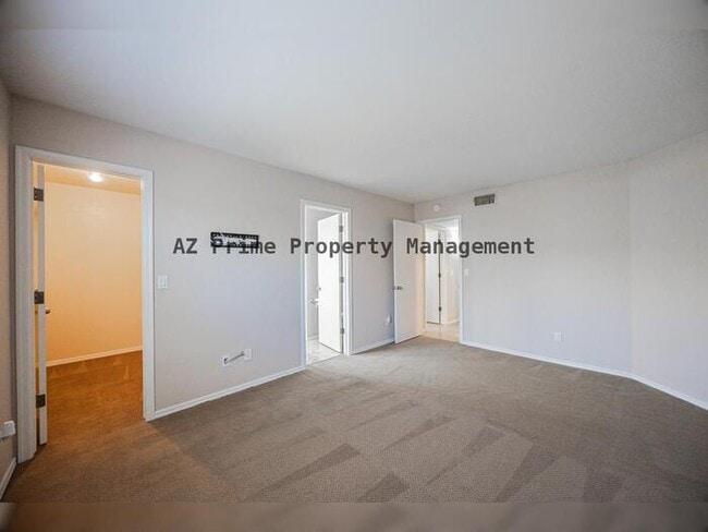 Building Photo - 4226 N 22nd St